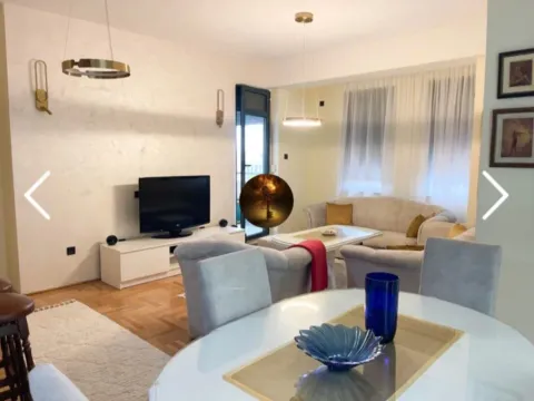 Izdavanje, dvosoban stan, 76m², Centar, Podgorica - image 3