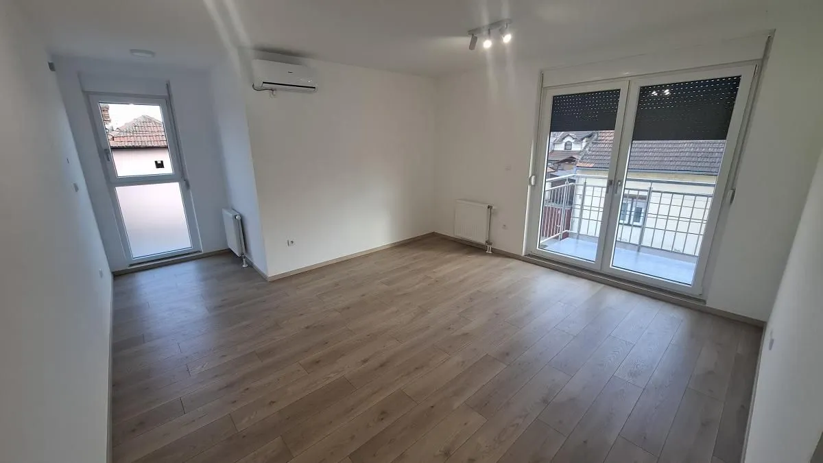 Izdavanje, četvorosoban stan, 88m², Telep, Novi Sad Sve Podlokacije