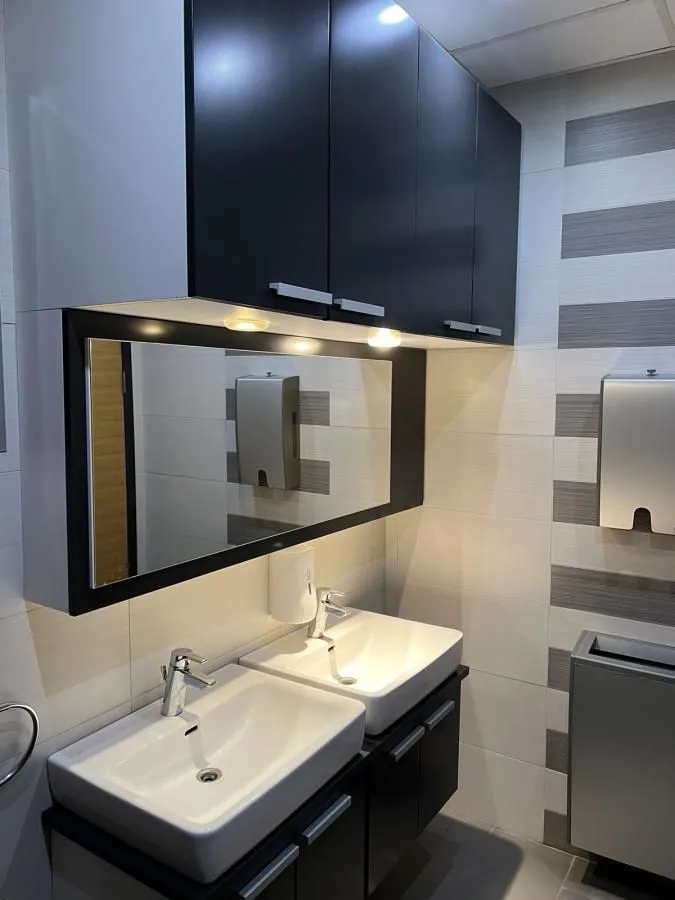 Rent, office space, 300m², Zemun Sve Podlokacije, Beograd