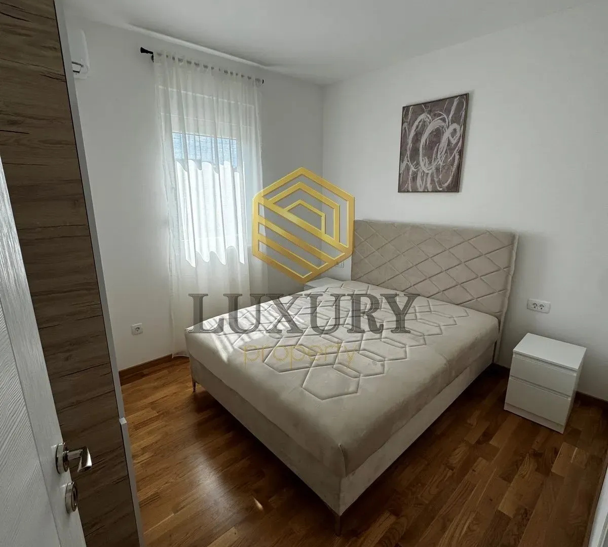 Izdavanje, dvosoban stan, 60m², Zagorič, Podgorica