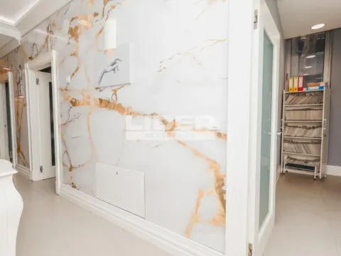 Izdavanje, poslovni prostor, 147m², Kalenić Pijaca, Vračar Sve Podlokacije - image 12