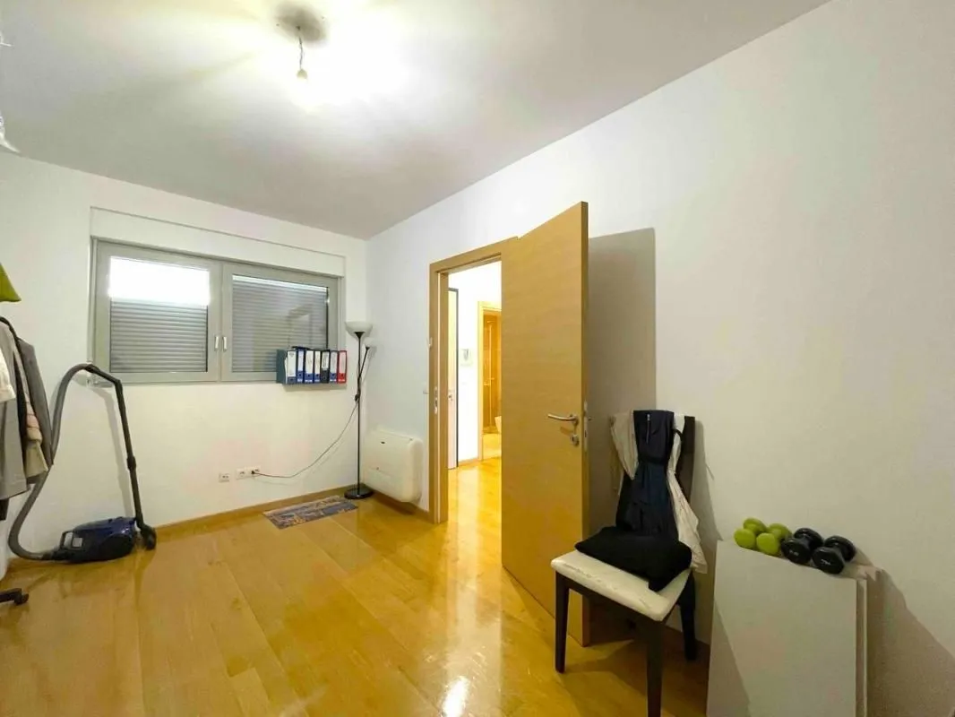 Prodaja, dvosoban stan, 85m², Rozino, Budva