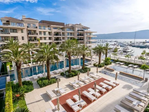 Prodaja, dvosoban stan, 183m², Tivat, Crna Gora - image 11