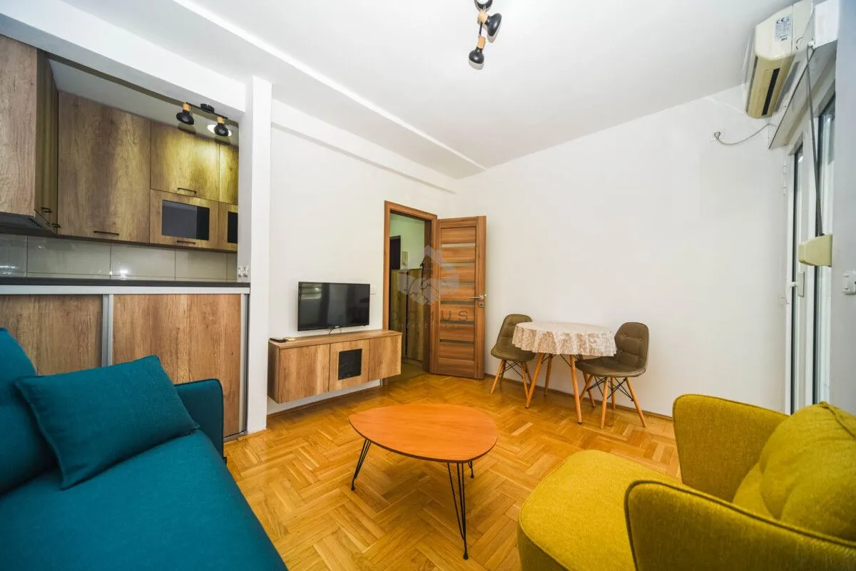 Izdavanje, stan, 25m², Vezirov Most, Podgorica