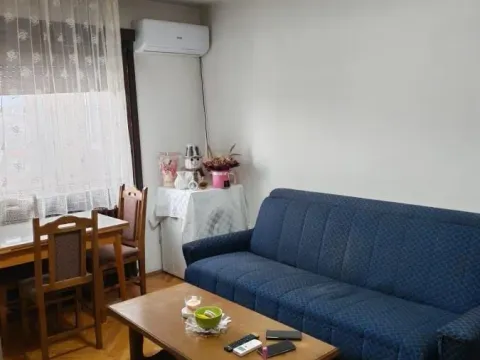 Prodaja, jednosoban stan, 32m², Kragujevac, Srbija - image 1