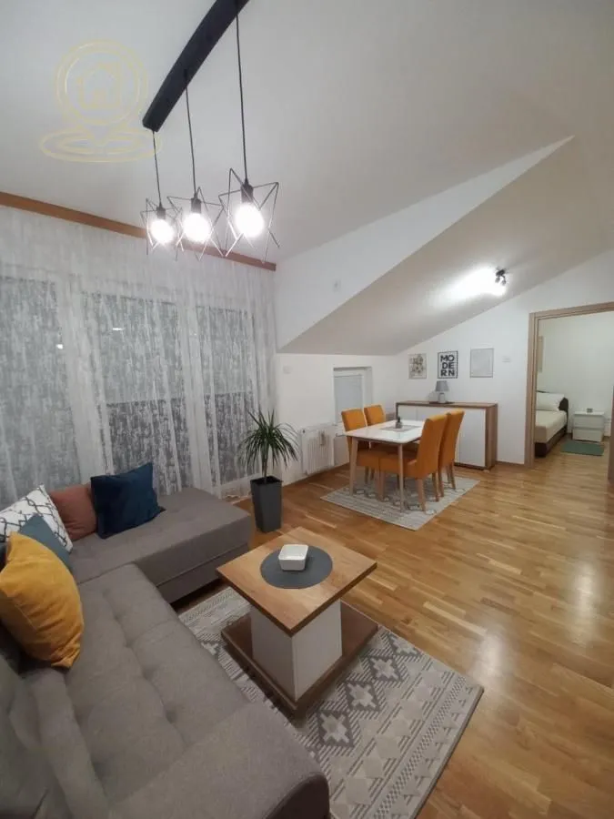 Izdavanje, dvosoban stan, 50m², Jugovićevo, Novi Sad Sve Podlokacije