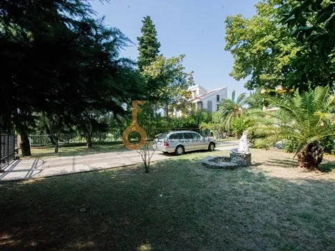 Sale, house, 330m², Masline, Podgorica - image 16