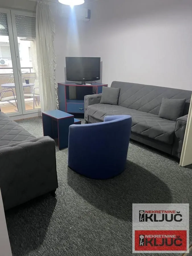 Izdavanje, dvosoban stan, 60m², Grbavica, Novi Sad Sve Podlokacije