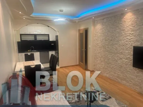 Izdavanje, jednosoban stan, 50m², City Kvart, Podgorica - image 6