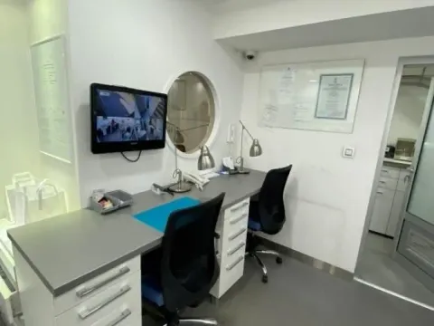 Prodaja, poslovni prostor, 70m², Čubura, Beograd - image 2