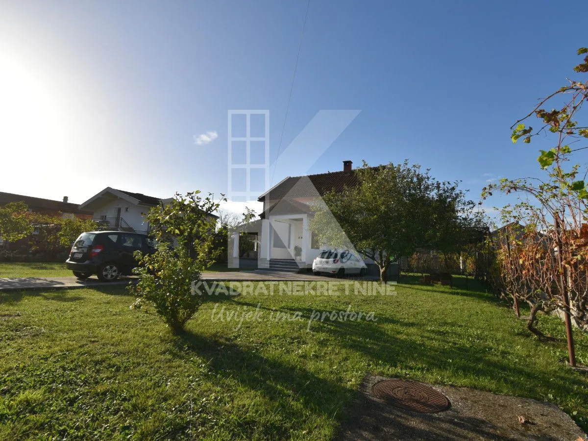 Prodaja, kuća, 160m², Murtovina, Podgorica