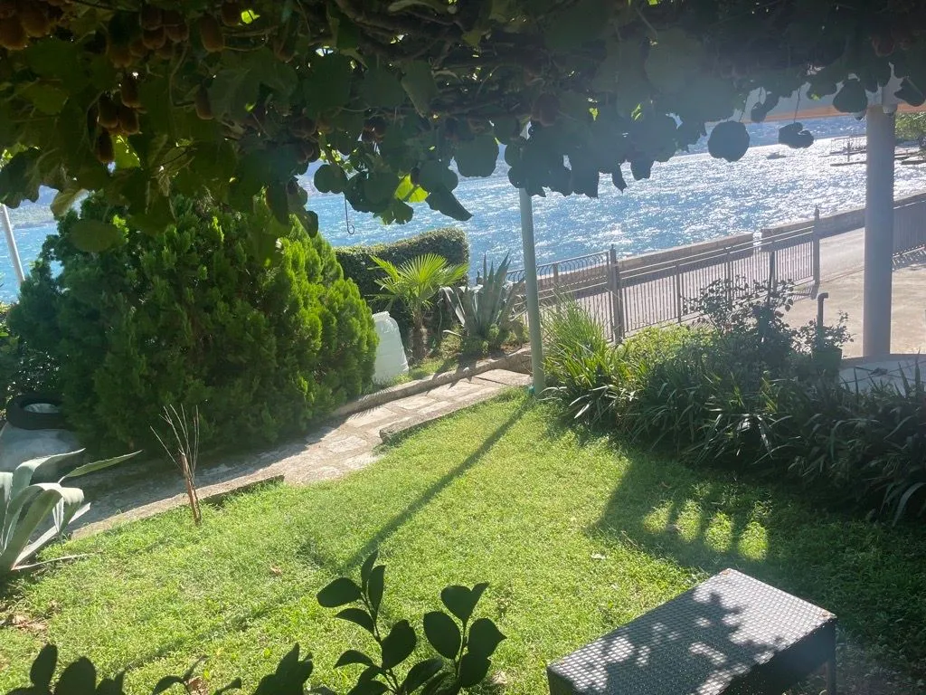 Rent, one bedroom apartment, 70m², Prčanj, Kotor