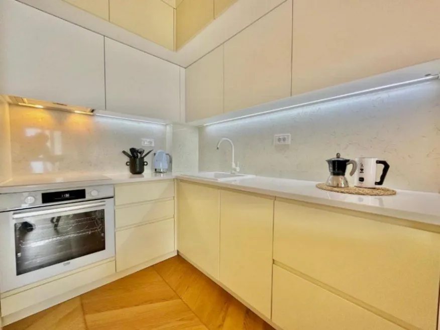 Sale, one bedroom apartment, 55m², Sveti Stefan, Budva