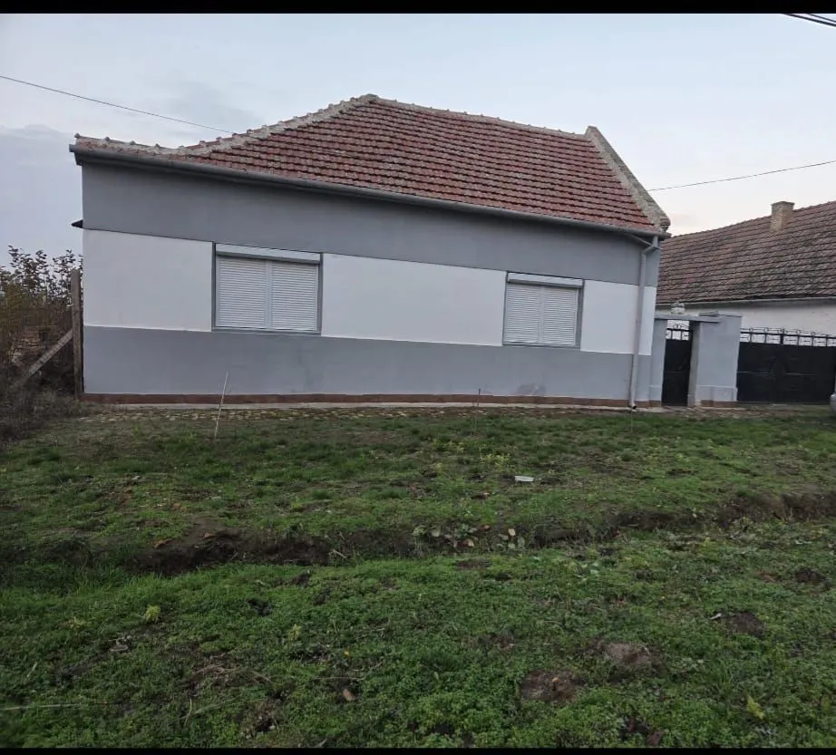 Prodaja, kuća, 120m², Novi Bečej, Zrenjanin
