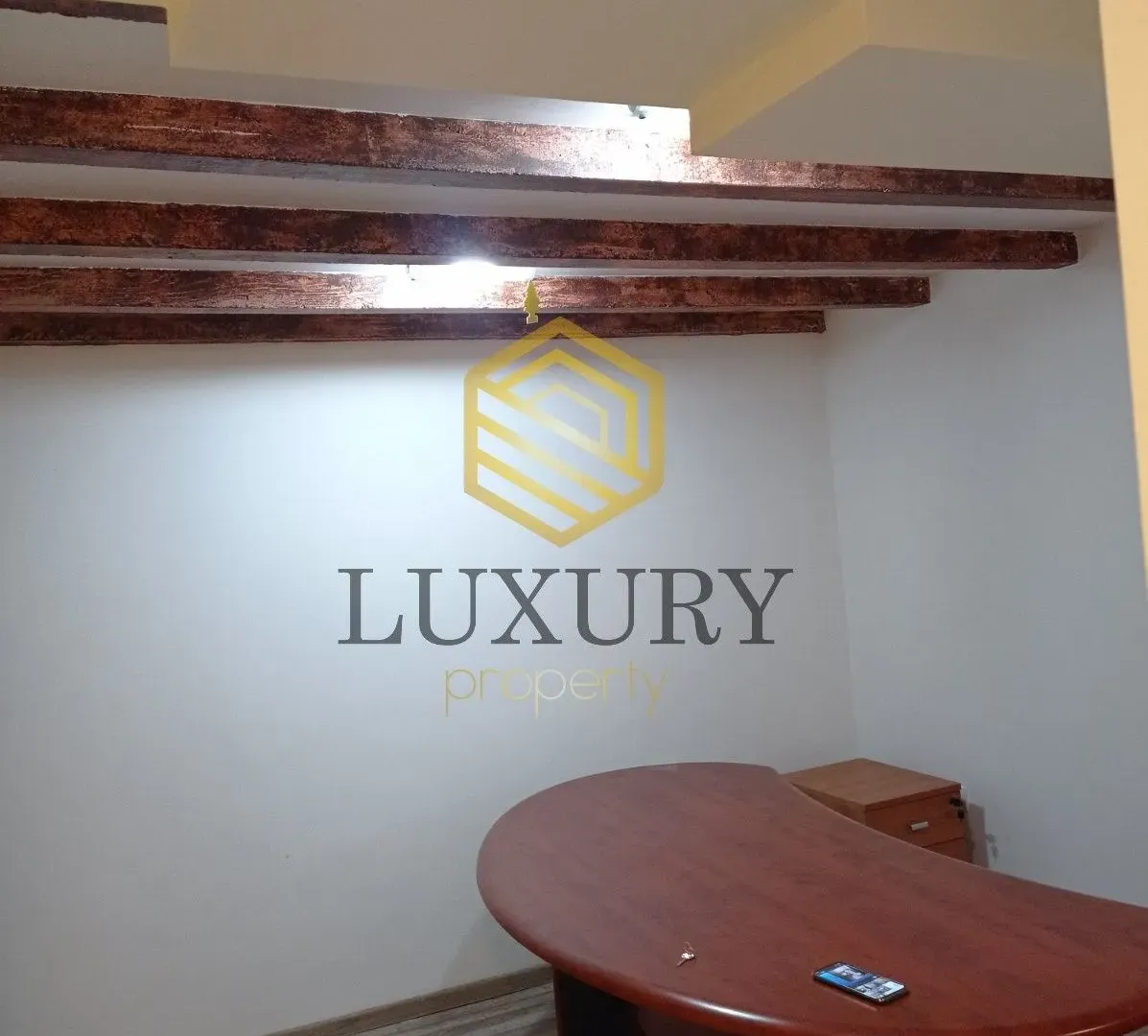 Izdavanje, poslovni prostor, 17m², Centar, Podgorica