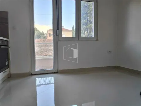 Rent, one bedroom apartment, 59m², Centar, Podgorica - image 2