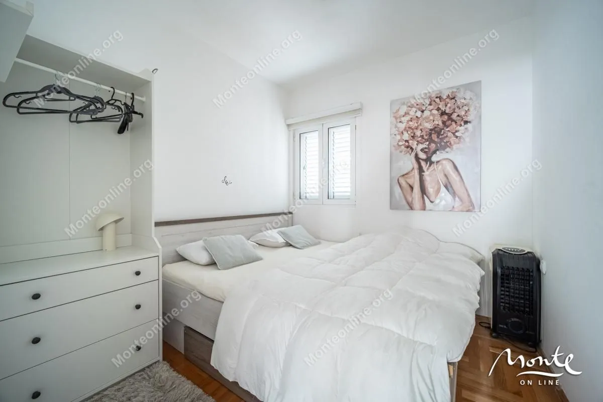 Prodaja, dvosoban stan, 55m², Donja Lastva, Tivat