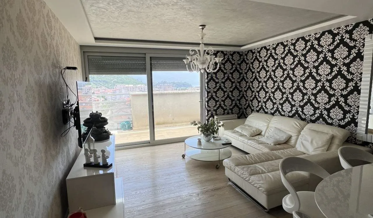 Rent, three bedroom apartment, 125m², Budva, Crna Gora