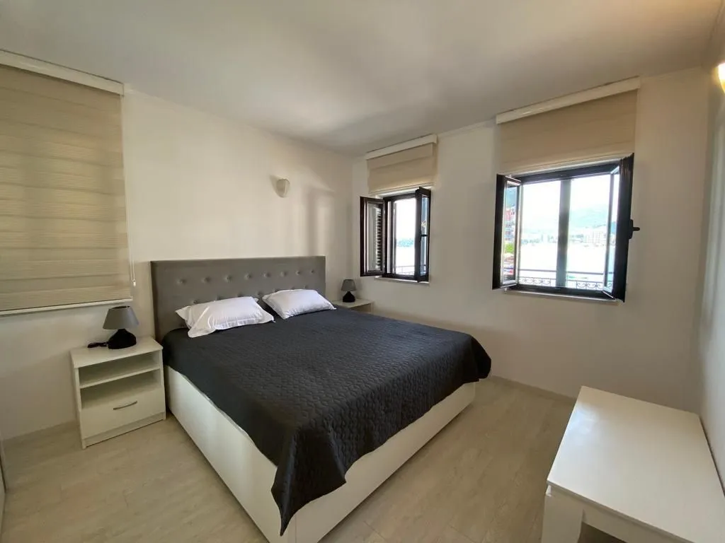 Izdavanje, jednosoban stan, 60m², Rafailovići, Budva