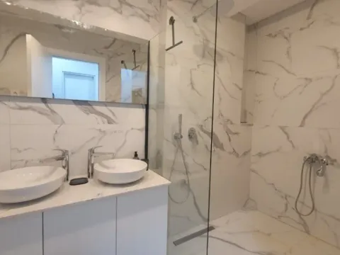 Izdavanje, jednosoban stan, 59m², Centar, Podgorica - image 5