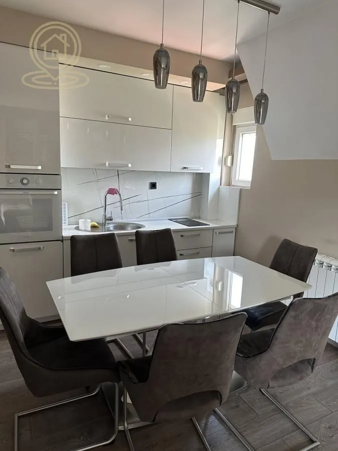 Prodaja, dvosoban stan, 52m², Palilula, Niš