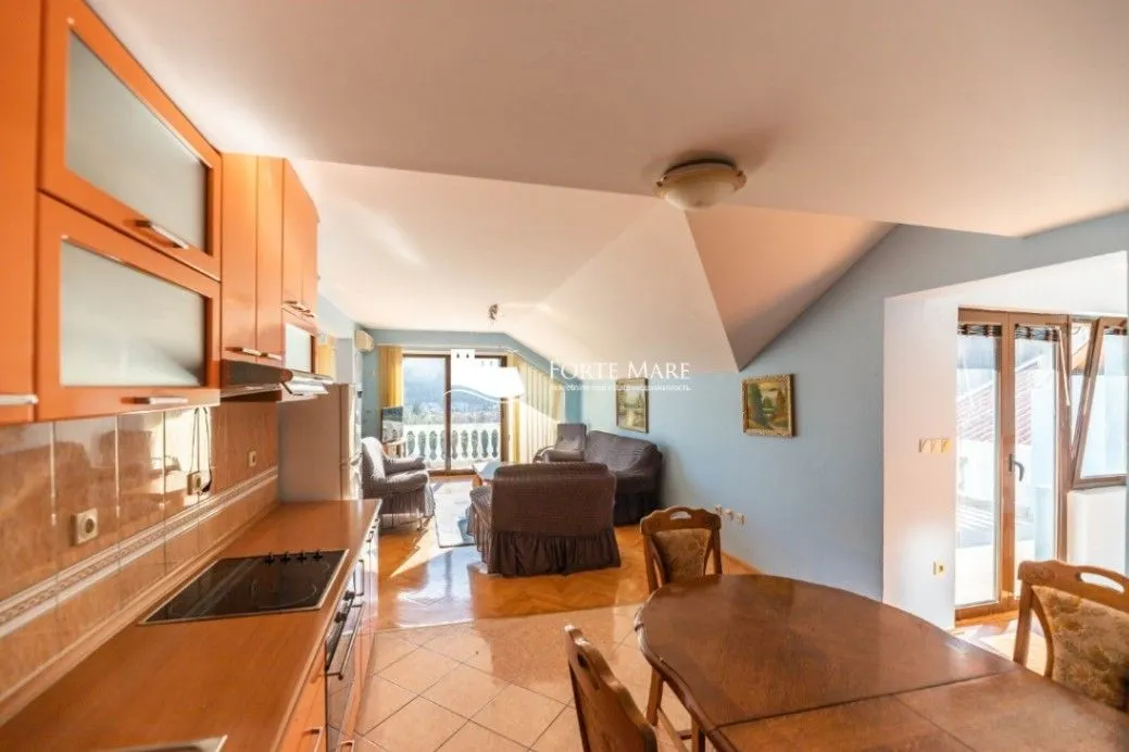 Prodaja, kuća, 415m², Herceg Novi, Crna Gora