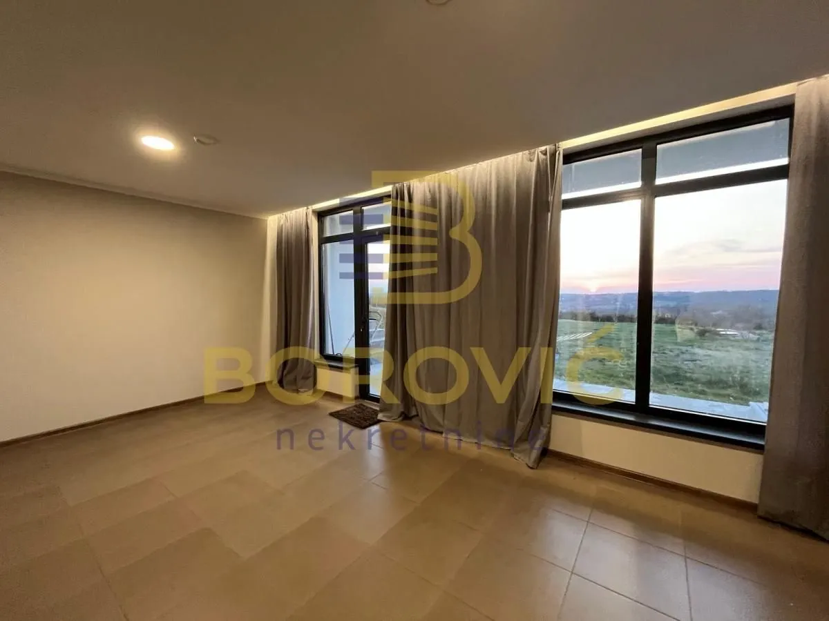 Sale, house, 580m², Sopot, Beograd