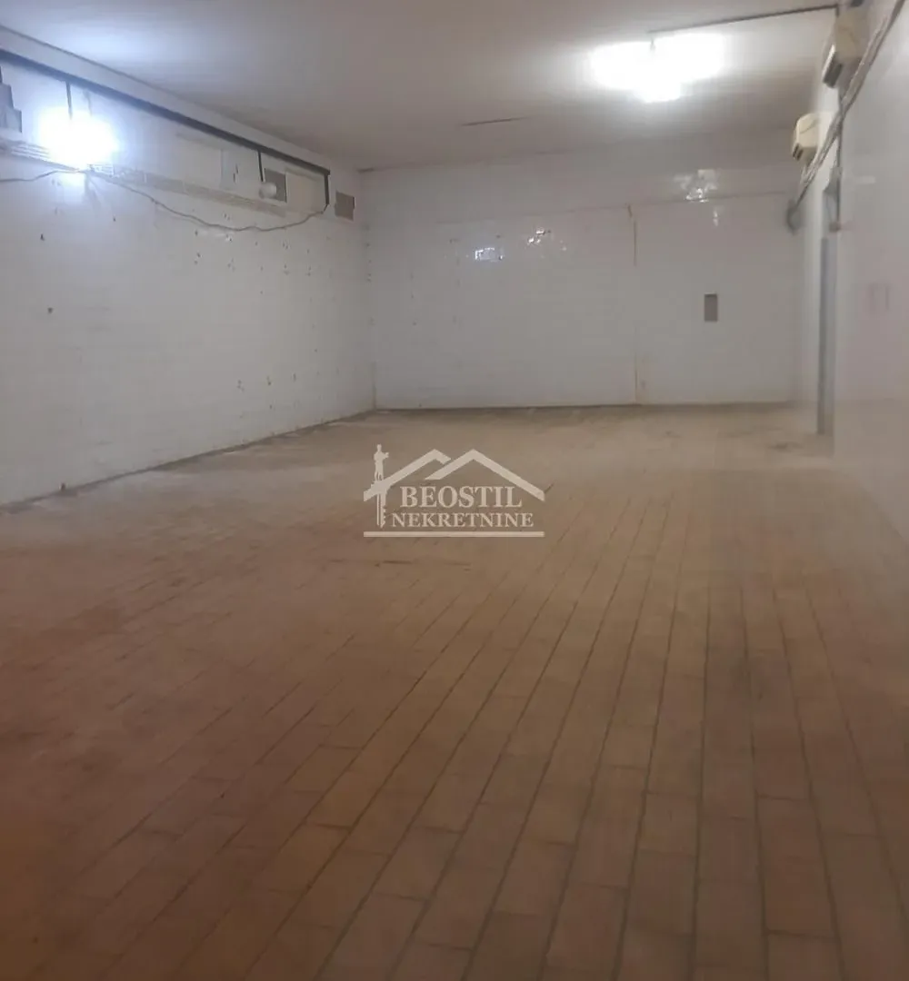 Sale, office space, 400m², Umčari, Grocka