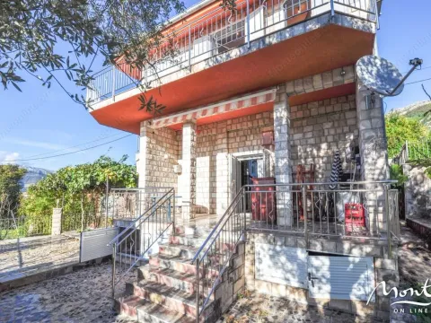 Prodaja, kuća, 194m², Tivat, Crna Gora - image 12
