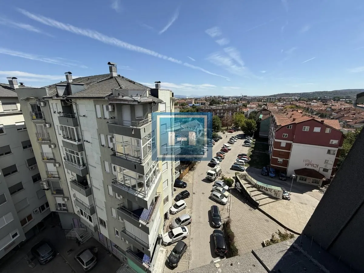 Prodaja, dvosoban stan, 77m², Vašarište, Jagodina