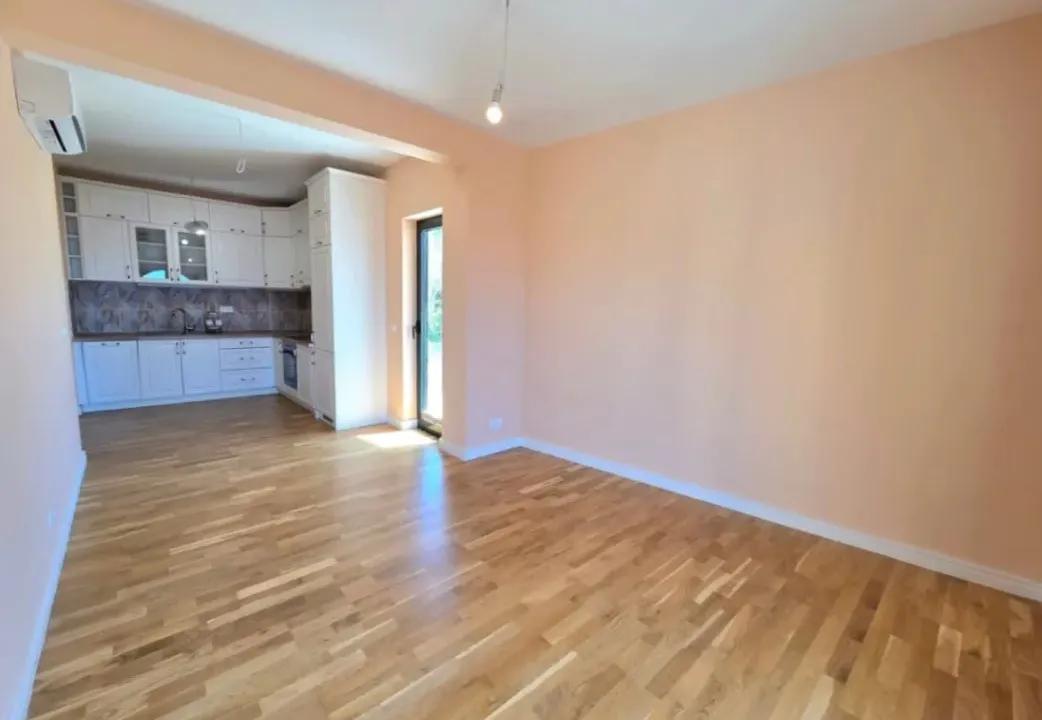 Sale, two bedroom apartment, 53m², Bečići, Budva