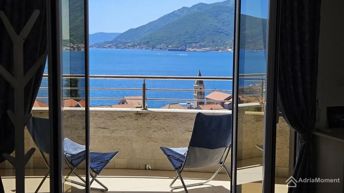 Prodaja, dvosoban stan, 90m², Donja Lastva, Tivat