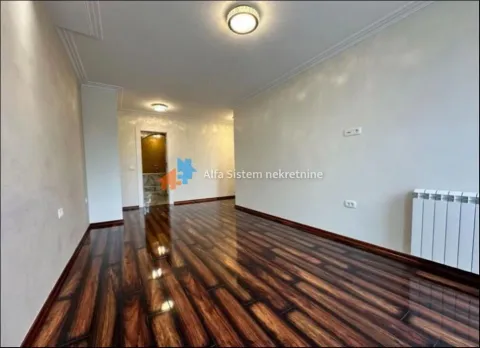 Rent, house, 510m², Čukarica, Beograd - image 30
