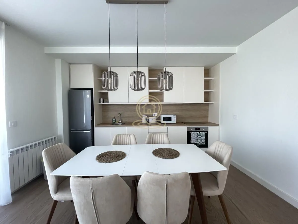 Rent, three bedroom apartment, 95m², Savski Venac, Beograd