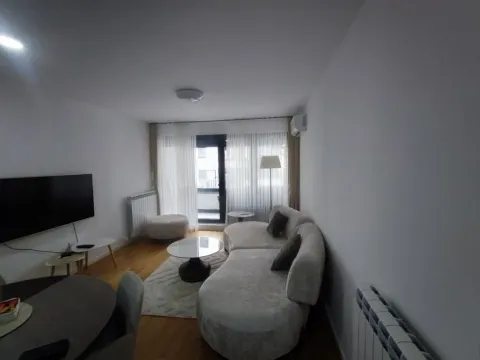 Prodaja, trosoban stan, 68m², Višnjička Banja, Palilula Sve Podlokacije - image 2