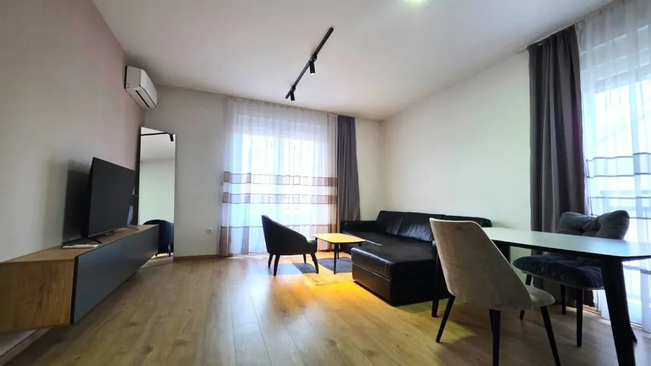 Rent, apartment, 53m², Stari Aerodrom, Podgorica