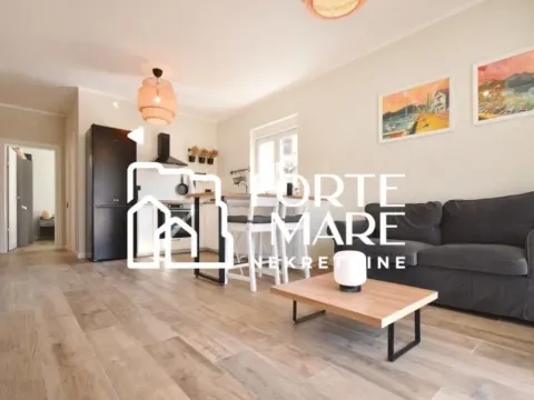 Sale, two bedroom apartment, 52m², Đenovići, Herceg Novi