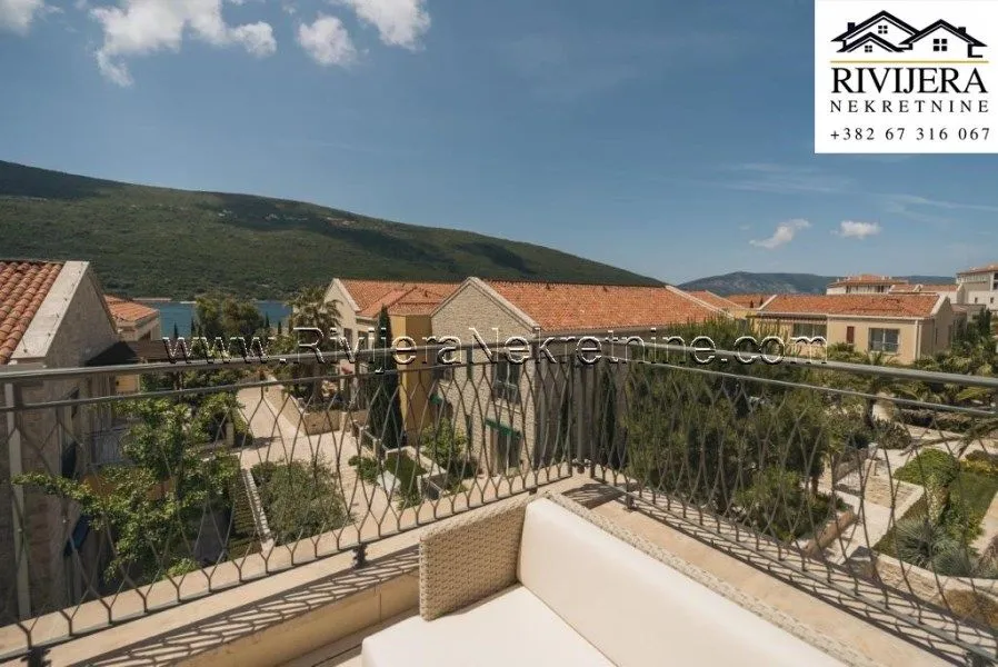 Prodaja, trosoban stan, 238m², Kumbor, Herceg Novi