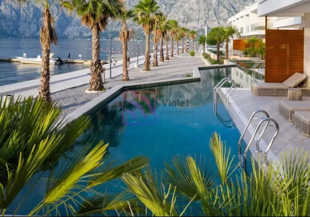 Prodaja, jednosoban stan, 108m², Stoliv, Kotor