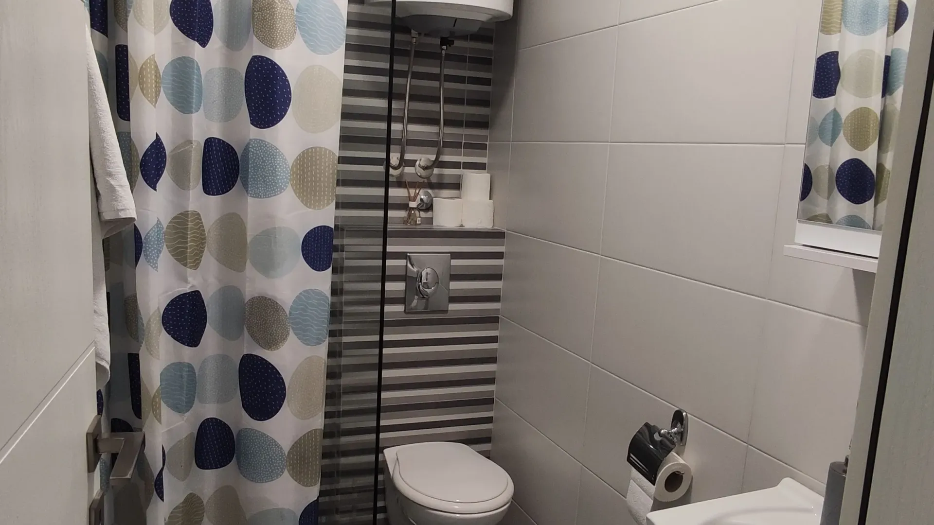 Izdavanje, jednosoban stan, 30m², Drač, Podgorica
