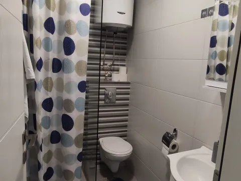 Izdavanje, jednosoban stan, 30m², Drač, Podgorica - image 6