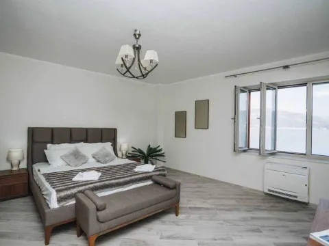 Sale, house, 300m², Krašići, Tivat - image 7