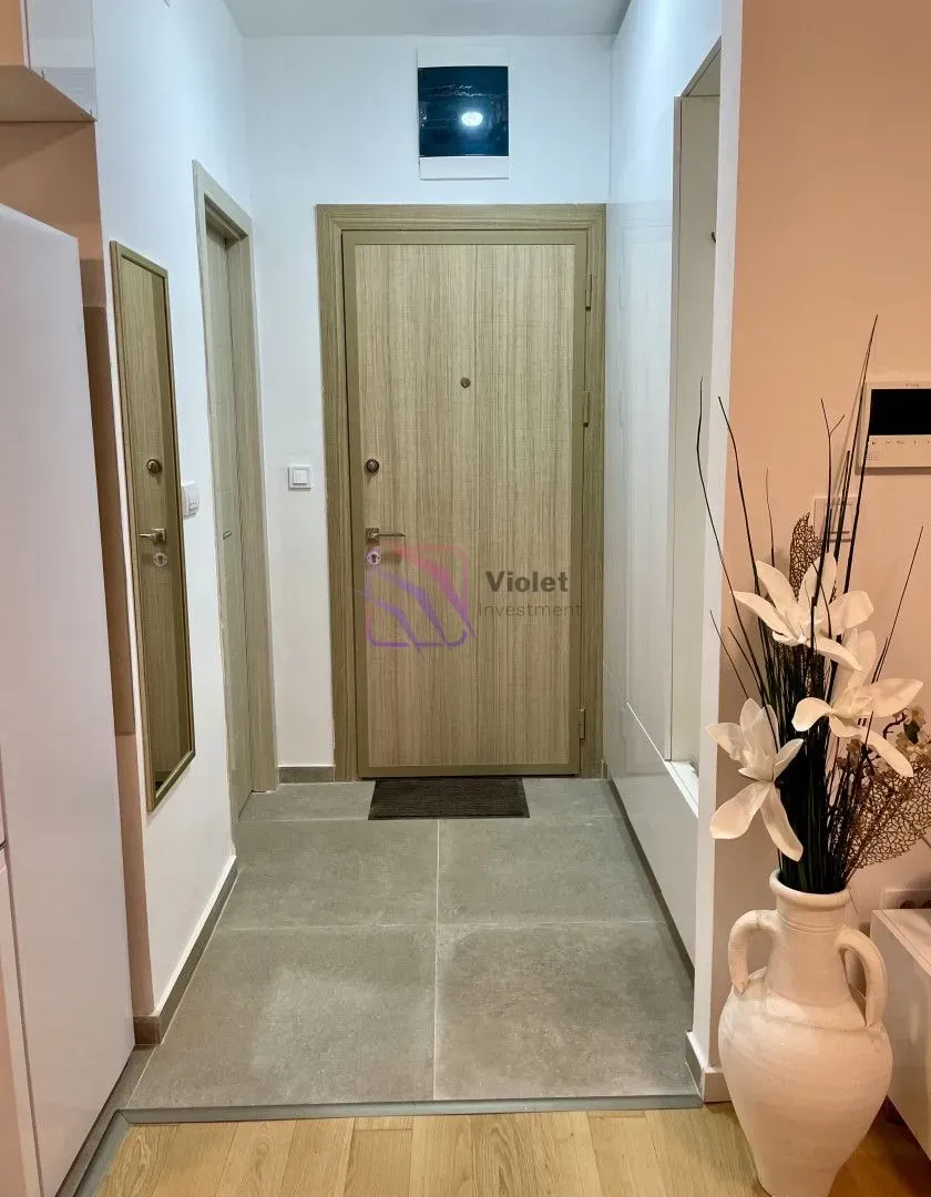 Prodaja, garsonjera, 30m², Centar, Podgorica