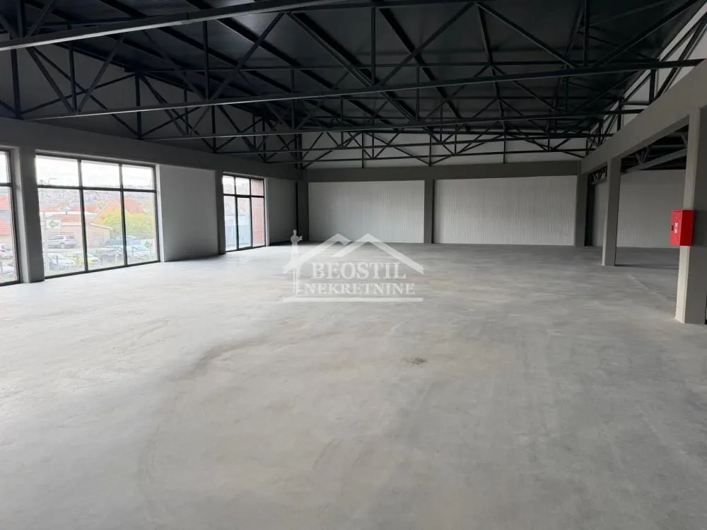 Rent, office space, 2100m², Centar, Smederevo