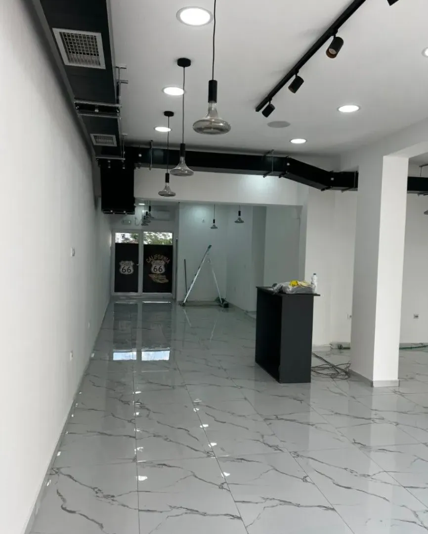 Rent, office space, 93m², Stari Aerodrom, Podgorica