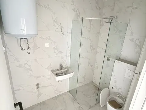 Prodaja, dvosoban stan, 67m², Stari Aerodrom, Podgorica - image 7