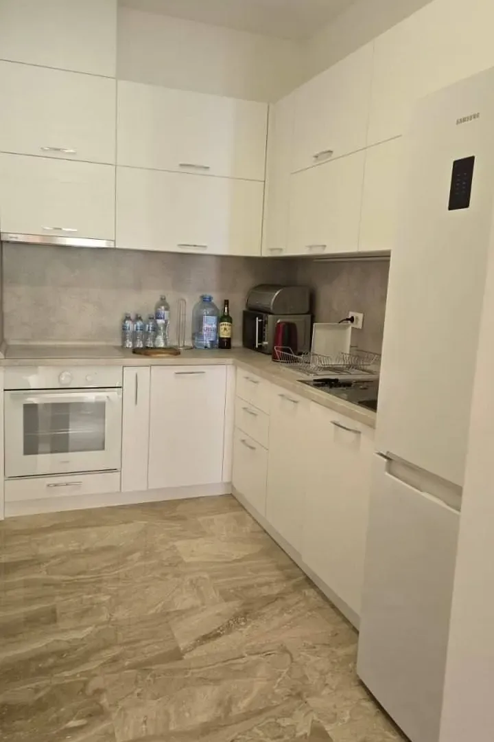 Rent, one bedroom apartment, 77m², Centar, Budva