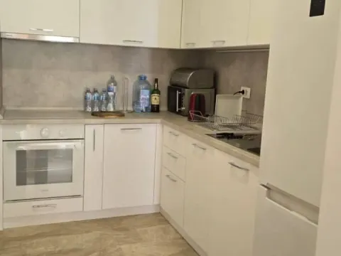 Rent, one bedroom apartment, 77m², Centar, Budva - image 7