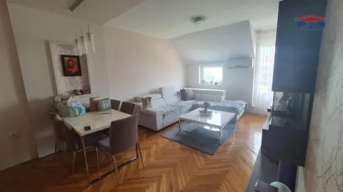 Izdavanje, četvorosoban stan, 101m², Novo naselje, Novi Sad - image 6