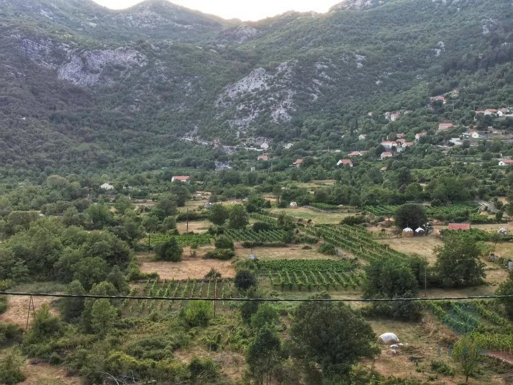 Prodaja, kuća, 135m², Dobrsko Selo, Cetinje